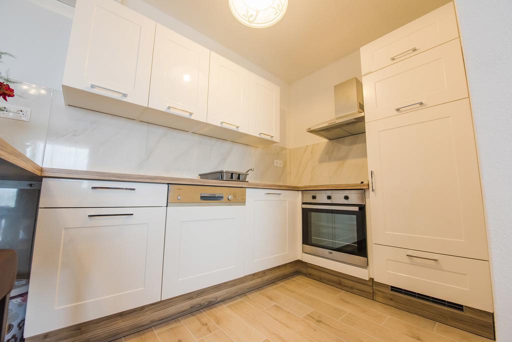 Apartment Grabovac Каштела Номер фото