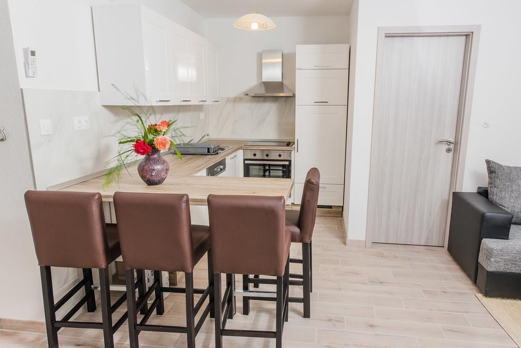 Apartment Grabovac Каштела Номер фото