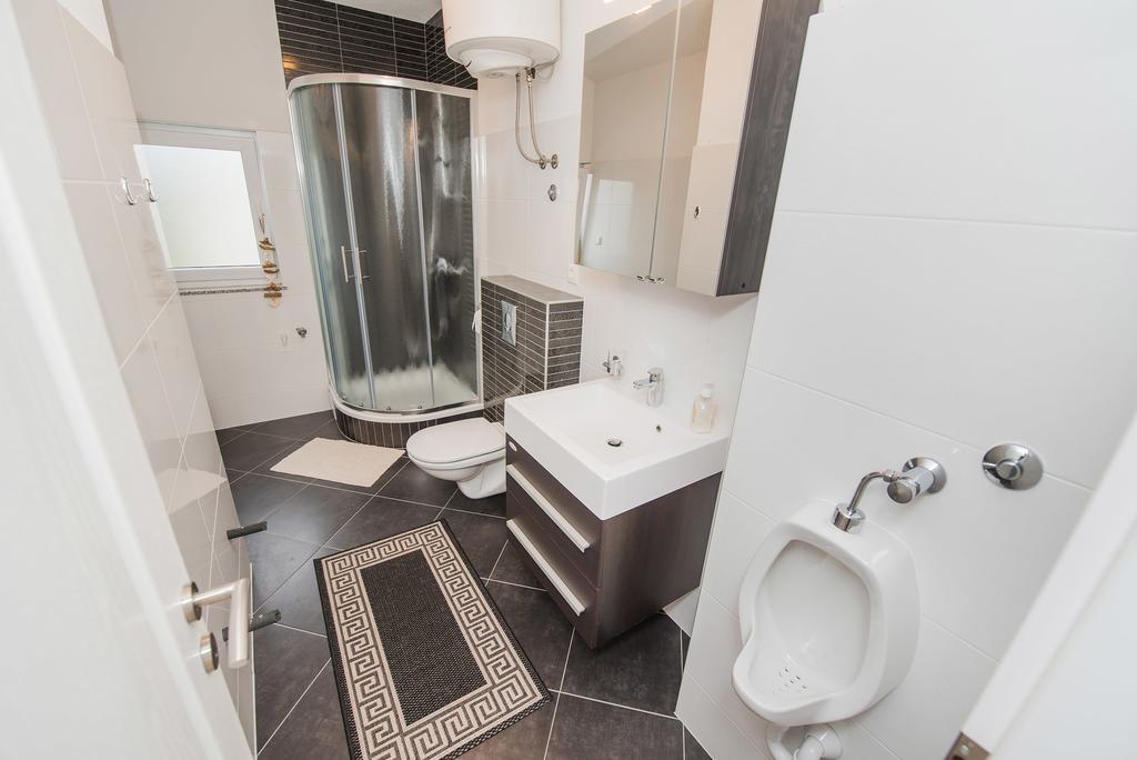 Apartment Grabovac Каштела Номер фото