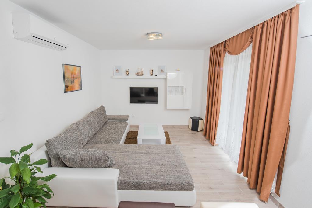 Apartment Grabovac Каштела Номер фото